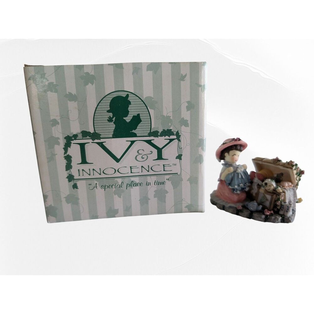 Ivy & Innocence “Rebecca Marie’s Visit” Figurine 05211 w/ Box 2000